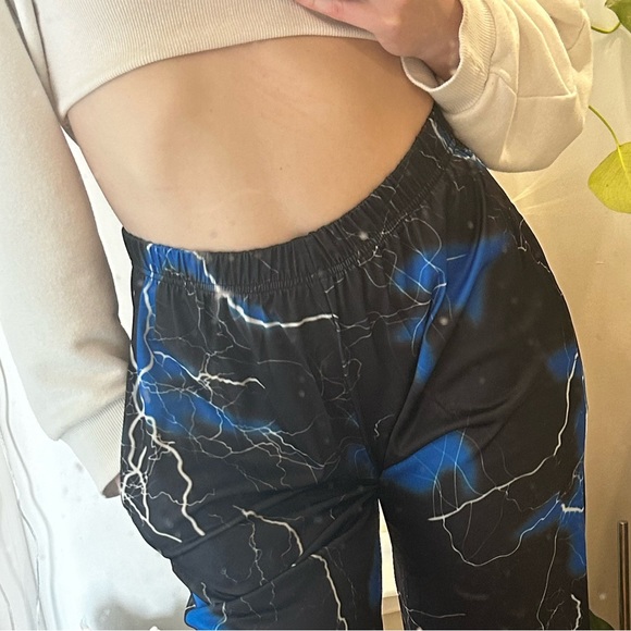 Anime Style, Wide Leg Capri Sweats - Picture 6 of 6